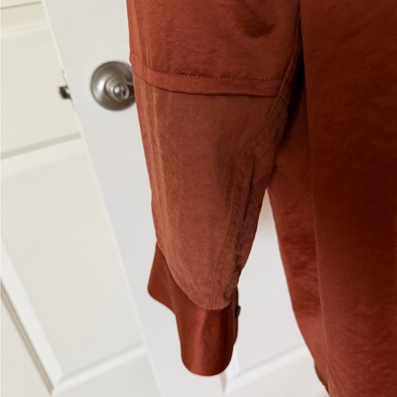 Women's Rust Button-Up Top - Picture 4 of 6